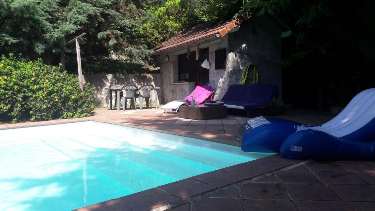 B&B En Plein Coeur De La Foret Artiguelouve Bagian luar foto